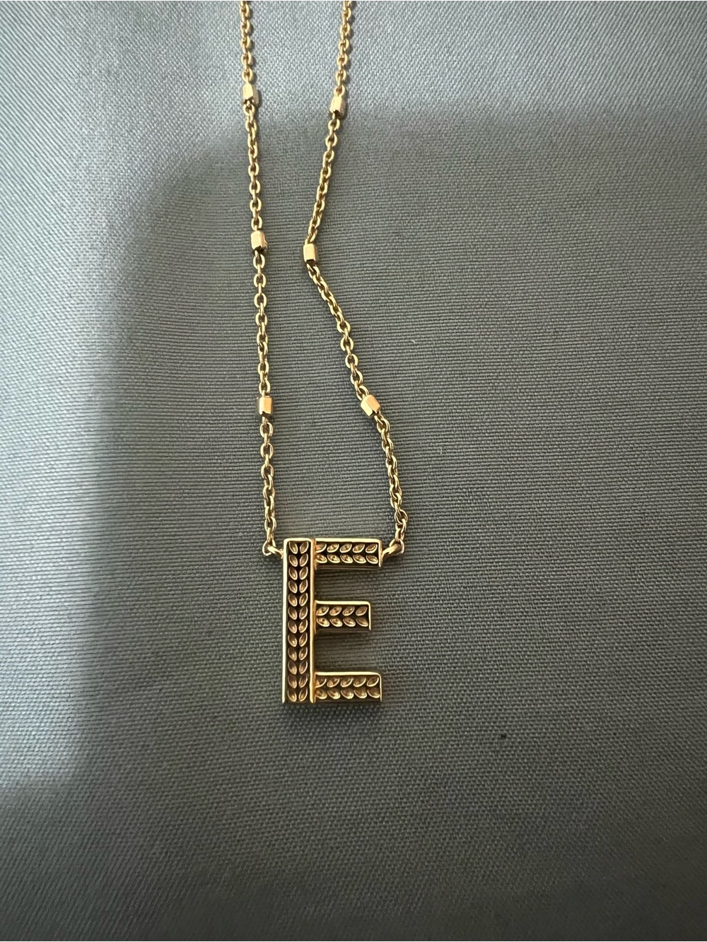 Kendra Scott Gold Letter E Pendant Necklace - Women Jewelry